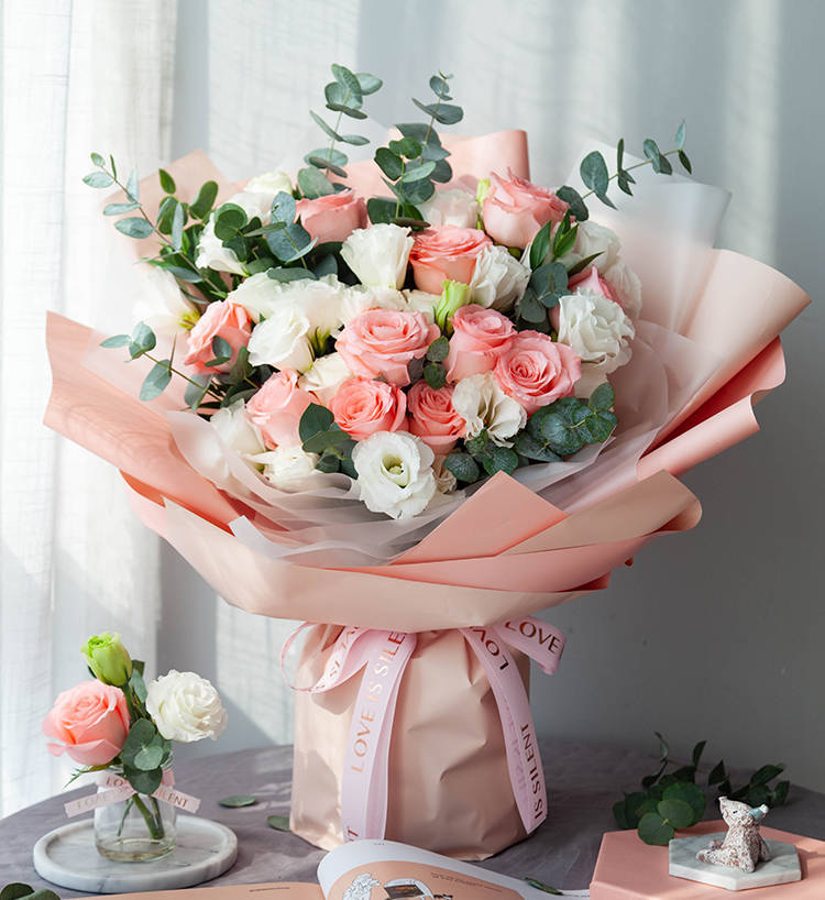 鄂州女朋友妈妈过生日,送花应该怎么选?