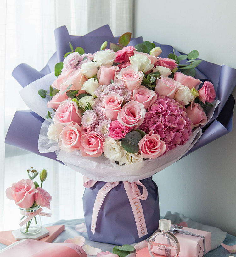 鄂州生日送花给闺蜜小姐妹，什么花既有颜值又有内涵呢？